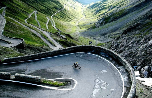 Stelvio Pass — Ruta de Montaña